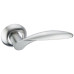 Дверная ручка на круглой розетке ADDEN BAU Swell A110 Chrome хром Дверная ручка на круглой розетке ADDEN BAU Swell A110 Chrome хром
