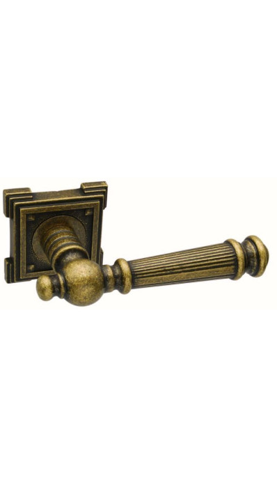 Дверная ручка на квадратной розетке ADDEN BAU Castello VQ212 Aged bronze состаренная бронза