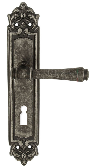 Дверная ручка Extreza PIERO (Пиеро) 326 на планке PL02 KEY античное серебро F45
