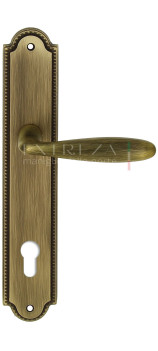 Дверная ручка Extreza VIGO (Виго) 324 на планке PL03 CYL матовая бронза F03
