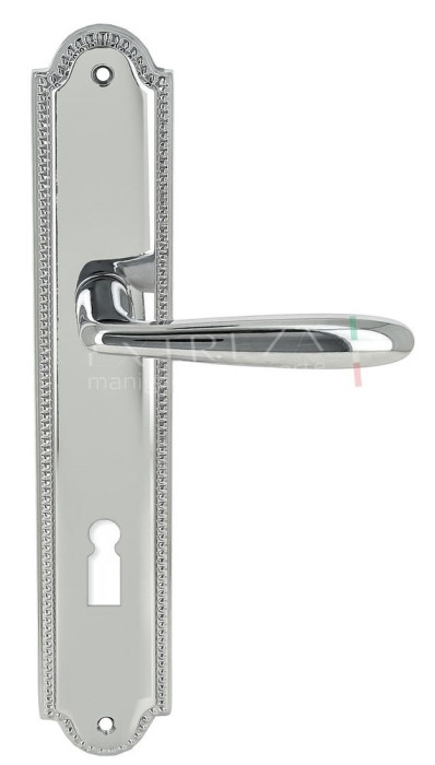 Дверная ручка Extreza VIGO (Виго) 324 на планке PL03 KEY полированный хром F04 Дверная ручка Extreza VIGO (Виго) 324 на планке PL03 KEY полированный хром F04