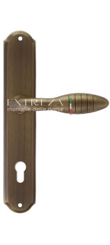 Дверная ручка Extreza MIREL (Мирель) 316 на планке PL01 CYL матовая бронза F03
