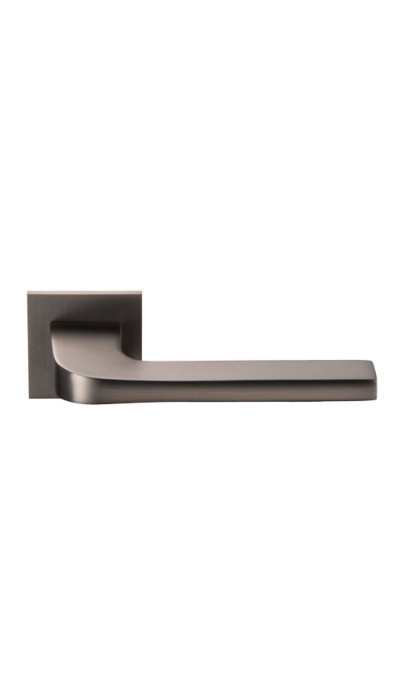 Дверная ручка ARCHIE VERGE BEND ASH SILVER пепельно-серебристый