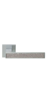 Дверная ручка LINEA CALI ZEN Swar. 1157 RO 019 на квадратной розетке CS хром матовый